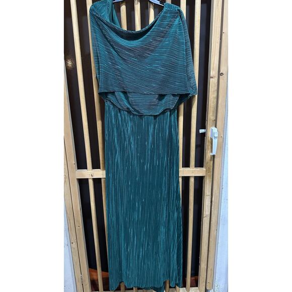 ASOS Design Curve Dress Plus 24 Green Fallen Shoulder Pleated Drape Maxi - Picture 4 of 6